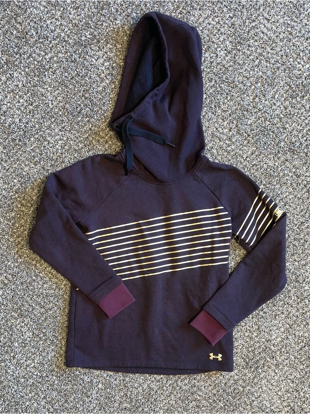 Under Armour Maroon Hoodie with Gold Striped Chest Size Womens XS